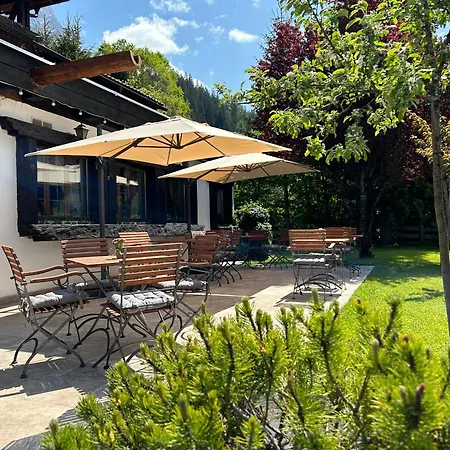 Halali - Dein Kleines An Der Zugspitze Ehrwald