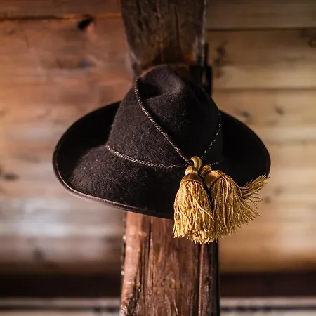 فندق Halali - Dein Kleines An Der Zugspitze ايروالد