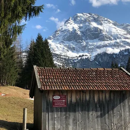 Halali - Dein Kleines An Der Zugspitze Ehrwald
